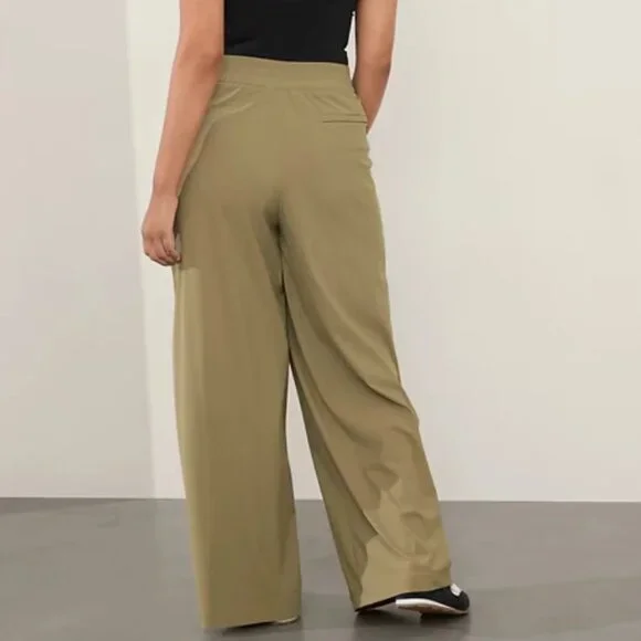 NWT Athleta Pinnacle Trousers in Olive Branch - Picture 13 of 13